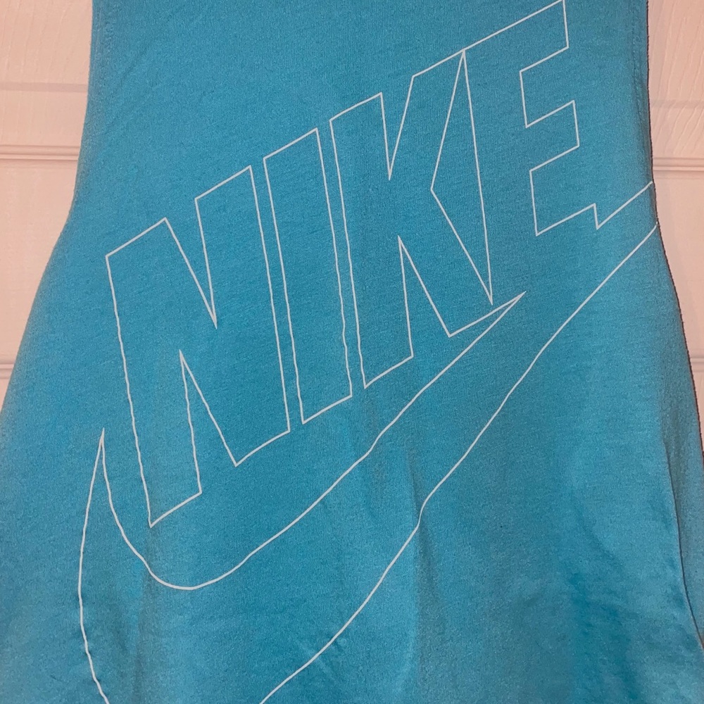 workout tank - Picture 2 of 3